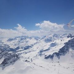 Flugwegposition um 11:58:46: Aufgenommen in der Nähe von Gemeinde Warth, Österreich in 2513 Meter